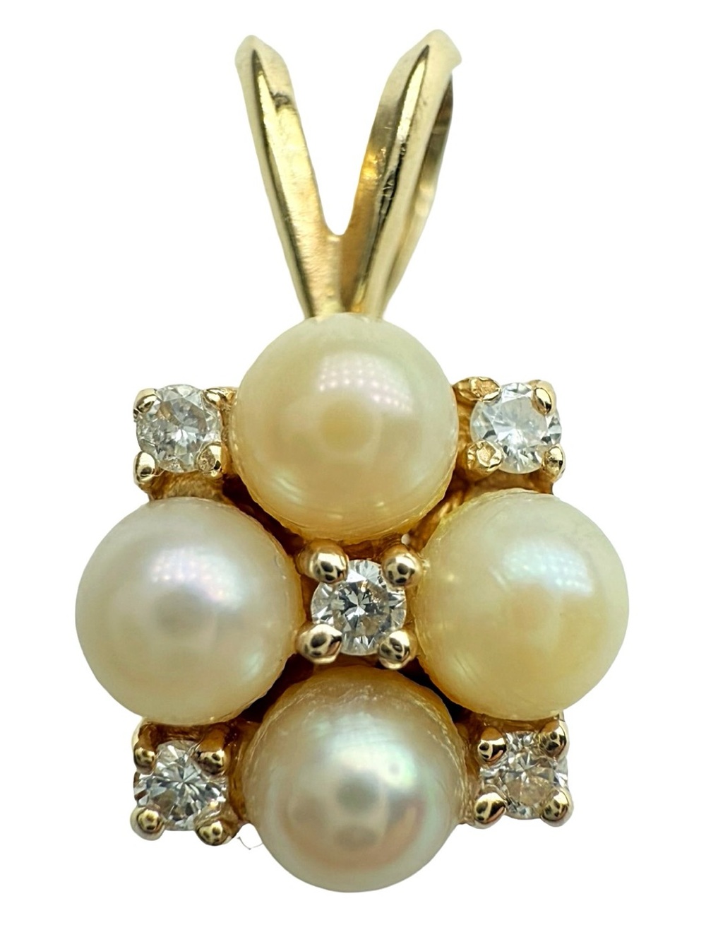 10K Yellow Gold Cultured Pearl & Diamond Cluster Charm 2g